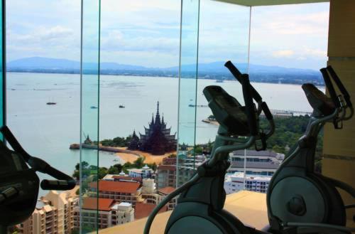 Stunning Sea View Condo On The Beach - Monthly Stay Pattaya Esterno foto
